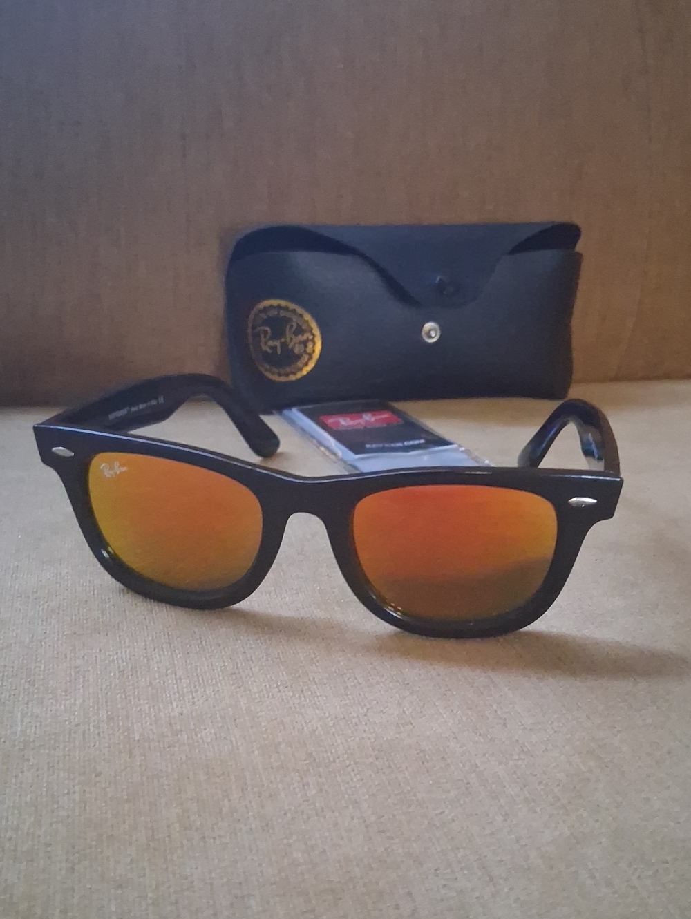Ray-Ban Men's Wayfarer Sunglasses in Black with Orange Mirrored Lenses